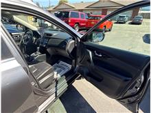 Vehicle Thumb #48