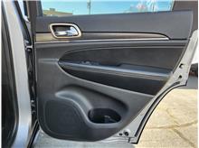 Vehicle Thumb #35