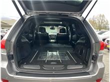 Vehicle Thumb #43