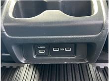 Vehicle Thumb #33