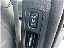 Vehicle Thumb #44