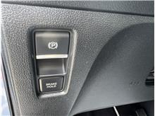 Vehicle Thumb #70