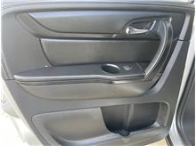 Vehicle Thumb #34