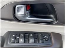 Vehicle Thumb #18