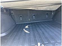 Vehicle Thumb #48