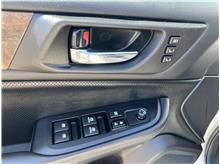 Vehicle Thumb #70