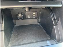 Vehicle Thumb #76