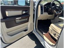 Vehicle Thumb #56