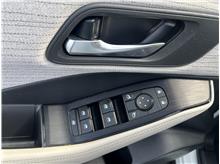 Vehicle Thumb #65