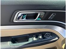 Vehicle Thumb #28