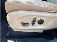 Vehicle Thumb #31