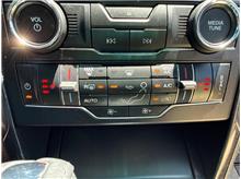 Vehicle Thumb #43