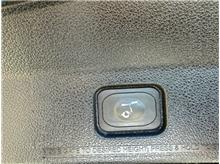 Vehicle Thumb #78