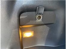 Vehicle Thumb #79