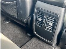 Vehicle Thumb #36