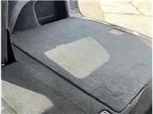 Vehicle Thumb #46
