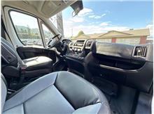 Vehicle Thumb #44