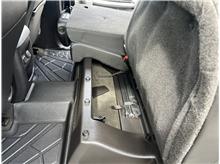 Vehicle Thumb #42