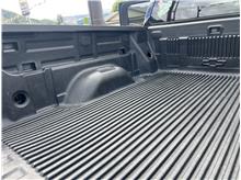 Vehicle Thumb #47