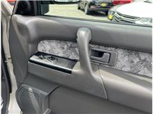 Vehicle Thumb #20