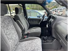 Vehicle Thumb #22