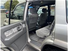 Vehicle Thumb #57