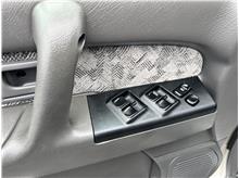Vehicle Thumb #64