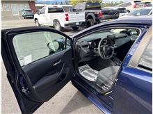 Vehicle Thumb #18