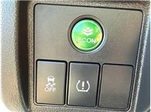 Vehicle Thumb #26