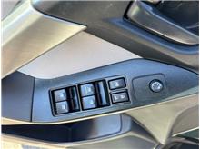Vehicle Thumb #22