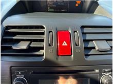Vehicle Thumb #37