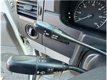 Vehicle Thumb #30
