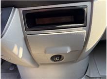 Vehicle Thumb #36