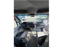 Vehicle Thumb #65