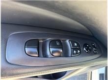 Vehicle Thumb #22