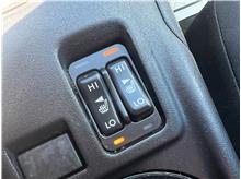 Vehicle Thumb #57