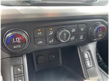 Vehicle Thumb #38