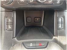 Vehicle Thumb #43