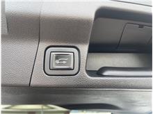 Vehicle Thumb #58