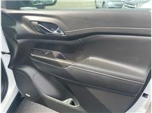 Vehicle Thumb #60