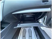 Vehicle Thumb #51