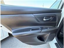 Vehicle Thumb #59