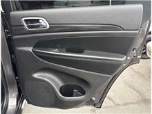 Vehicle Thumb #53