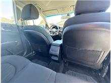 Vehicle Thumb #53