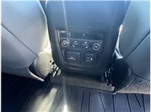 Vehicle Thumb #46