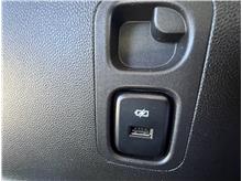 Vehicle Thumb #61