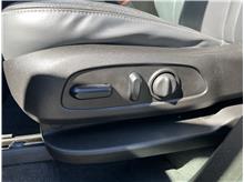 Vehicle Thumb #73