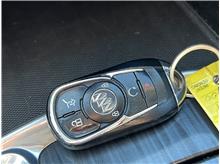 Vehicle Thumb #80