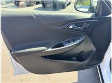 Vehicle Thumb #24