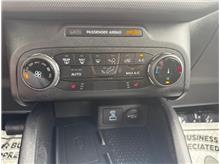 Vehicle Thumb #38